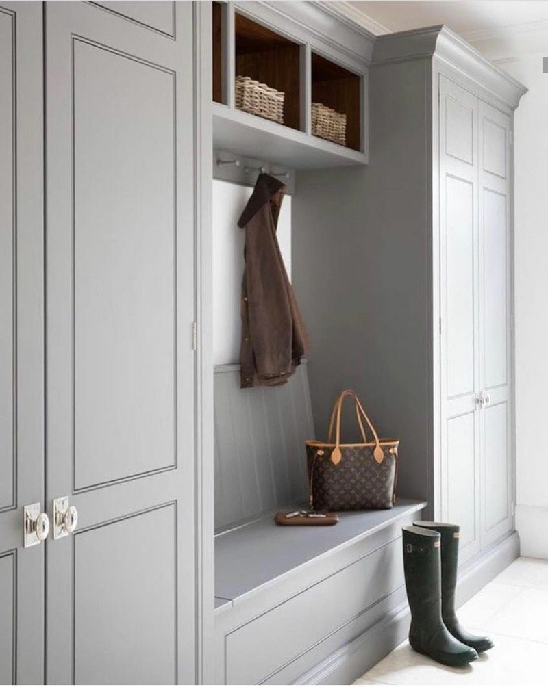 Современные шкафы в прихожую