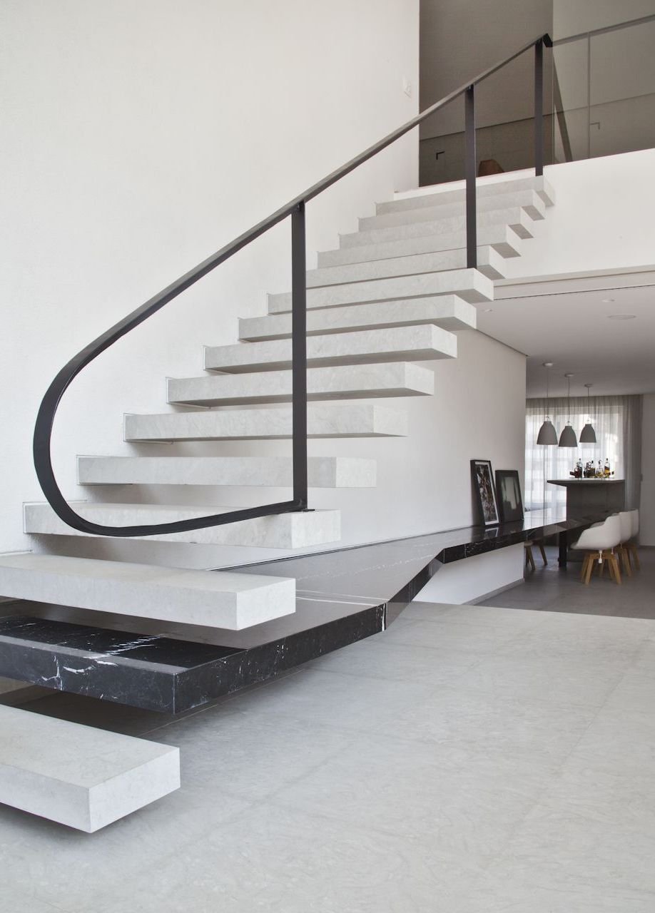 Бетонные плиты для ступенек