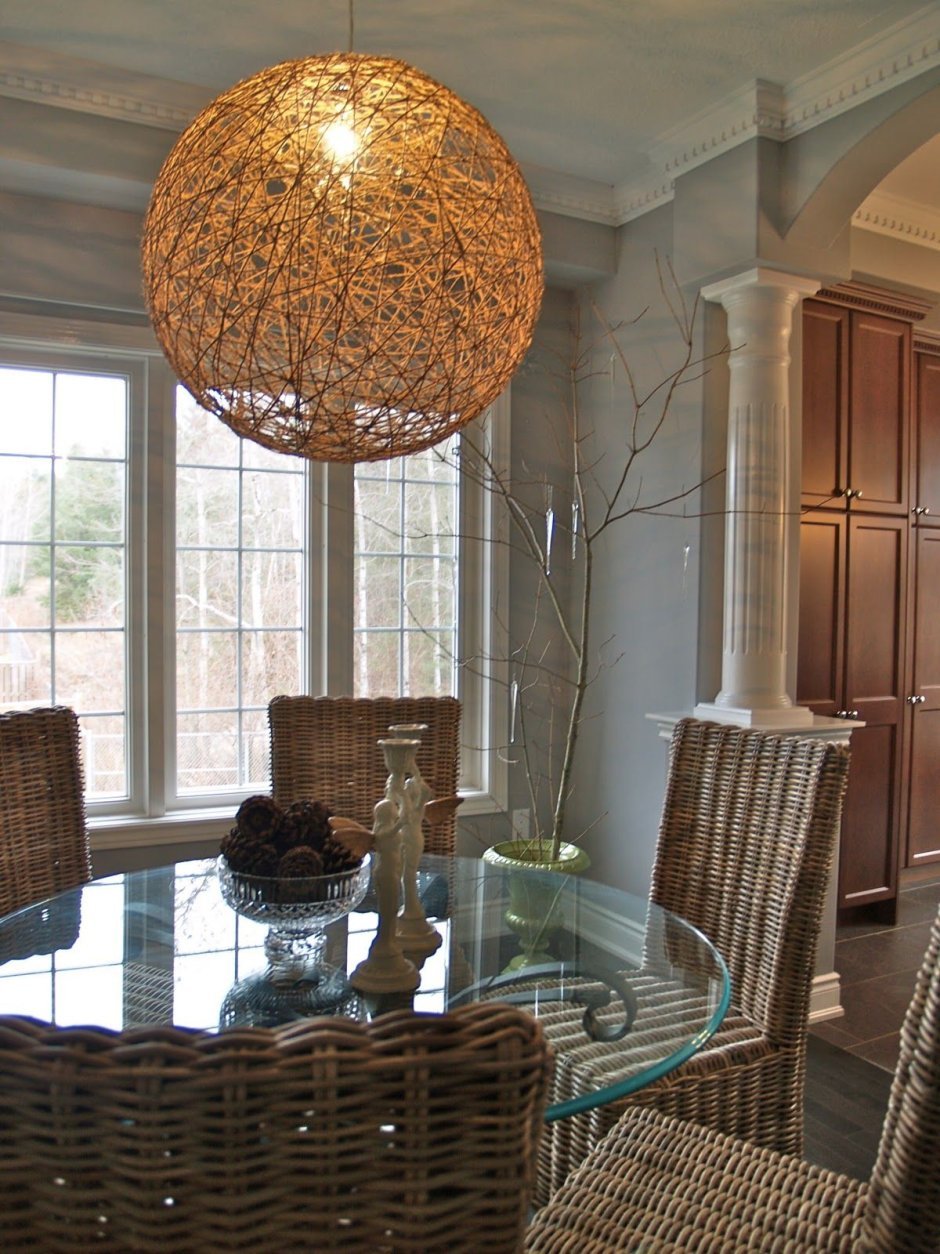 Плетеные абажуры в интерьере