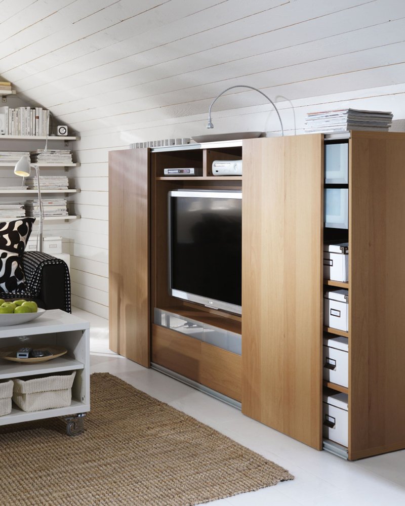 Стенка в гостиную с местами для хранения