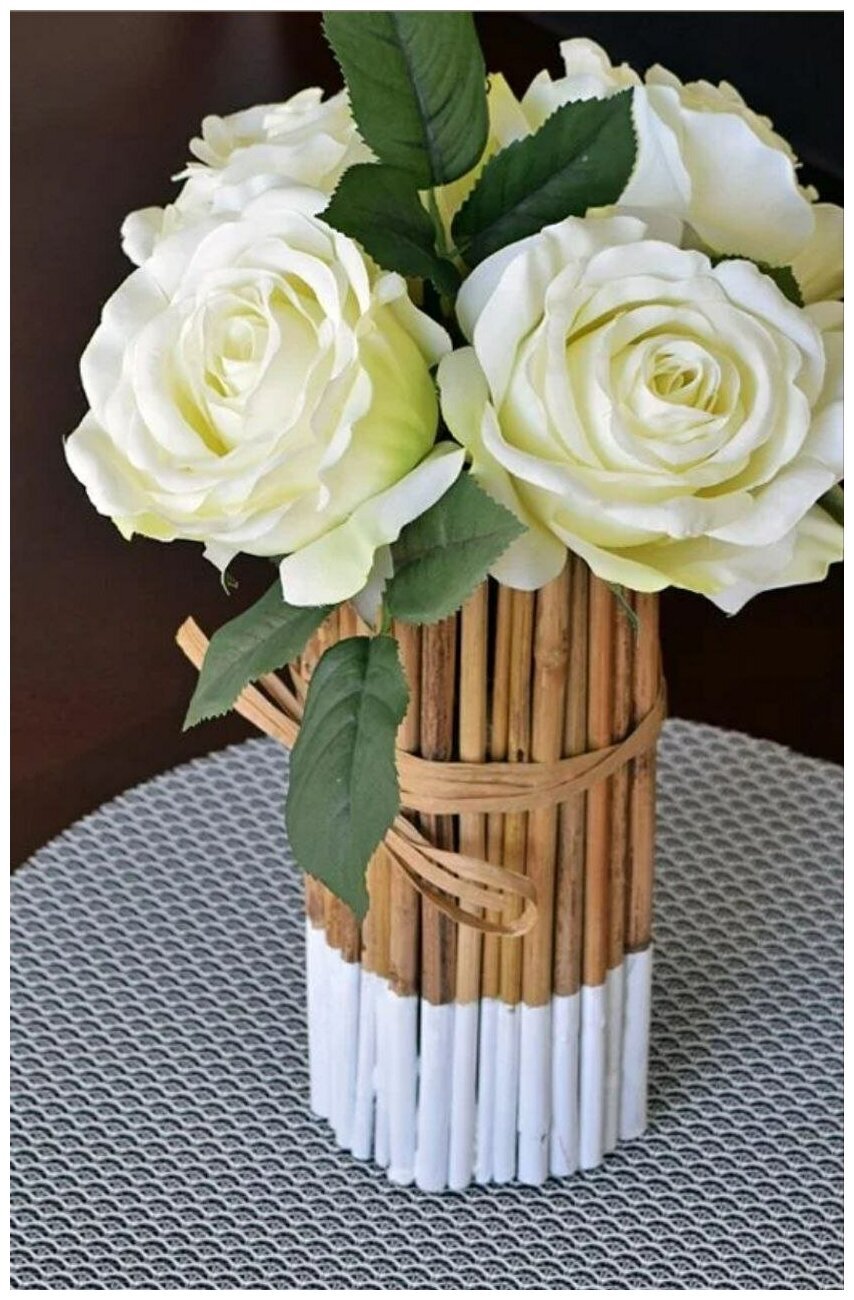 Ваза из палочек для суши