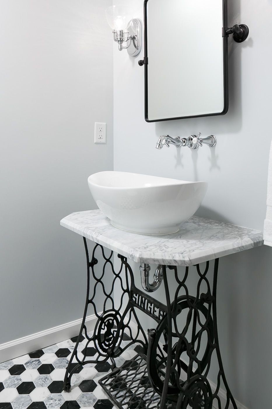 Станина чугунная Зингер