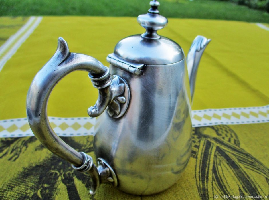 Заварочный чайник живопись