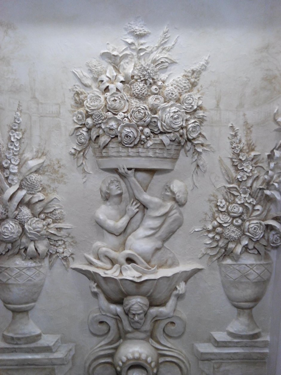 Валерий Кудрин барельеф