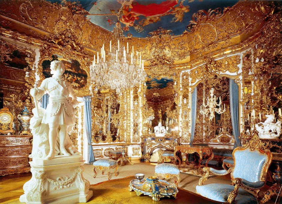 Замок Линдерхоф