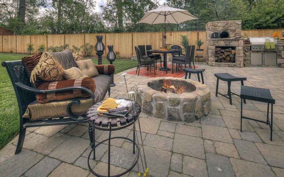 Плитка под зону барбекю на даче