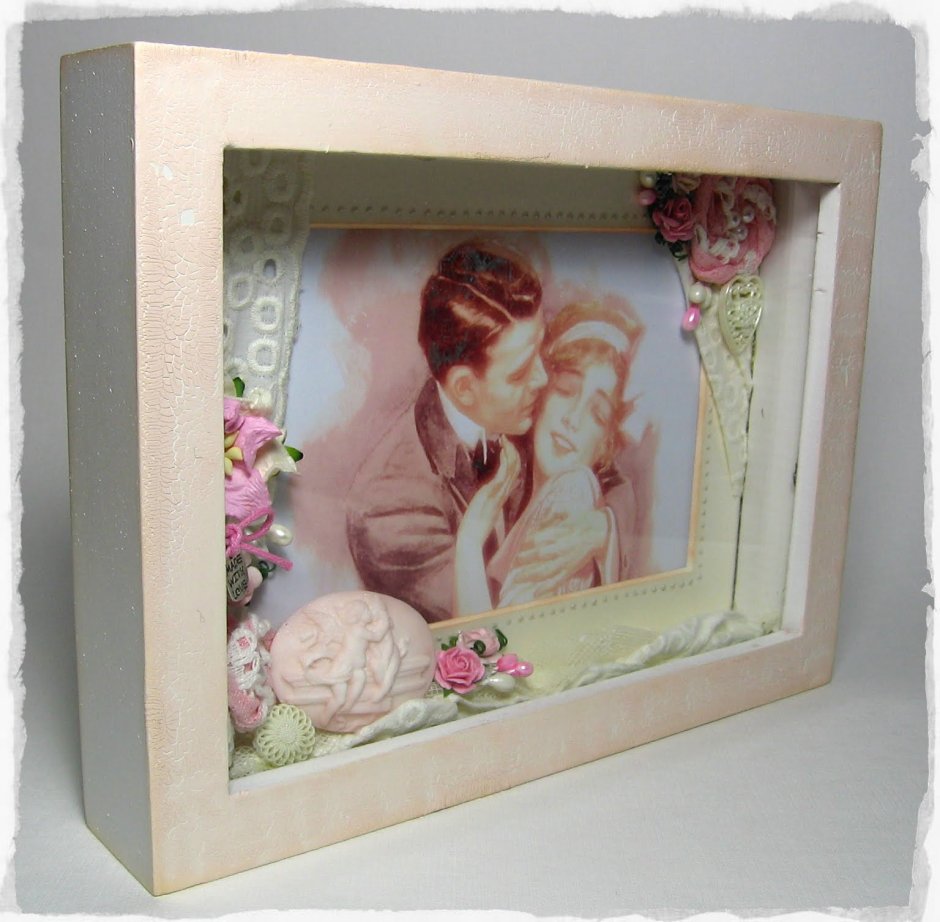 Декор в объемной рамке