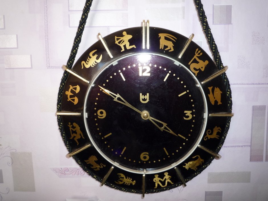 Часы настенные ГДР