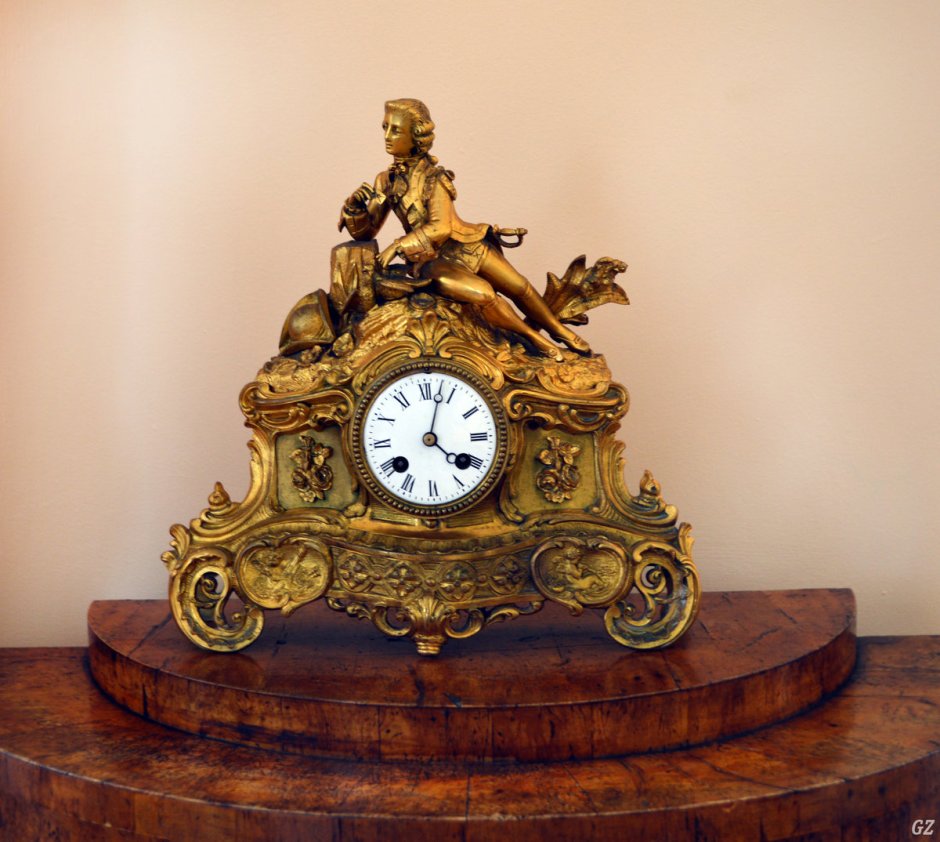 Часы настольные