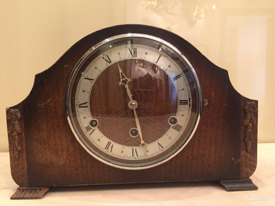 Часы Восток настенные с маятником и боем