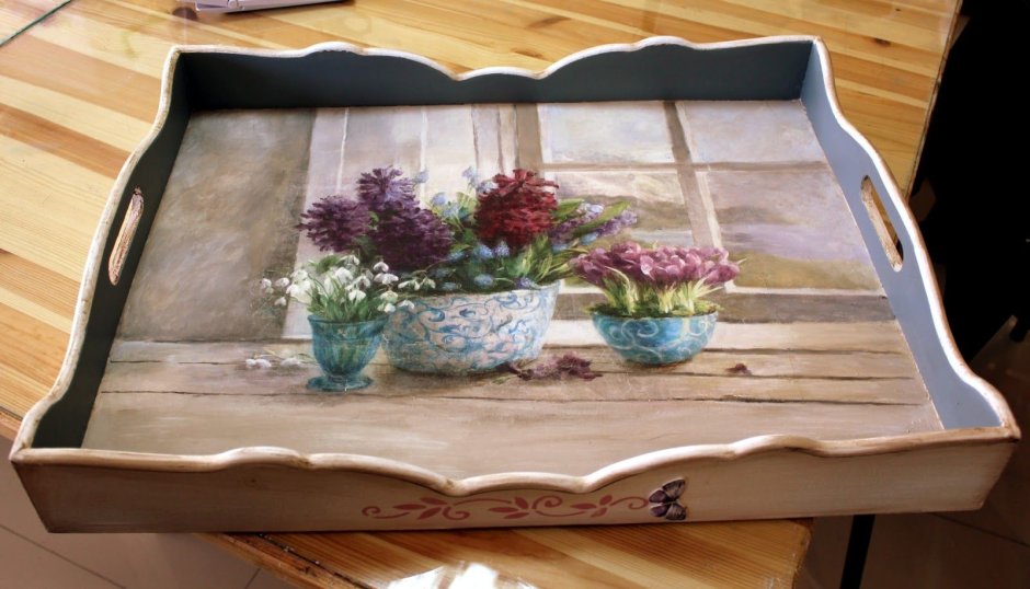 Гравировка на подносе