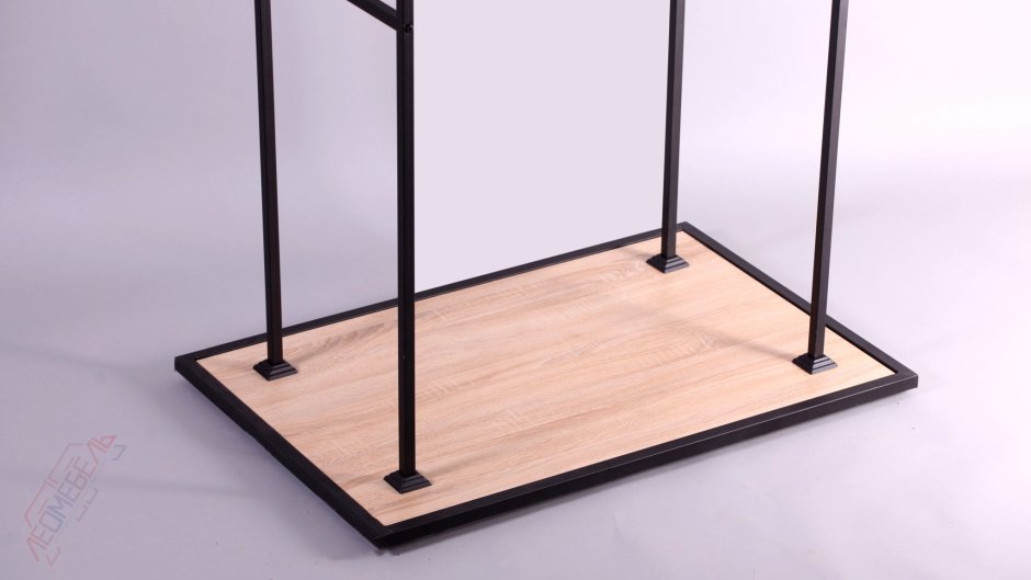 Стойка для одежды