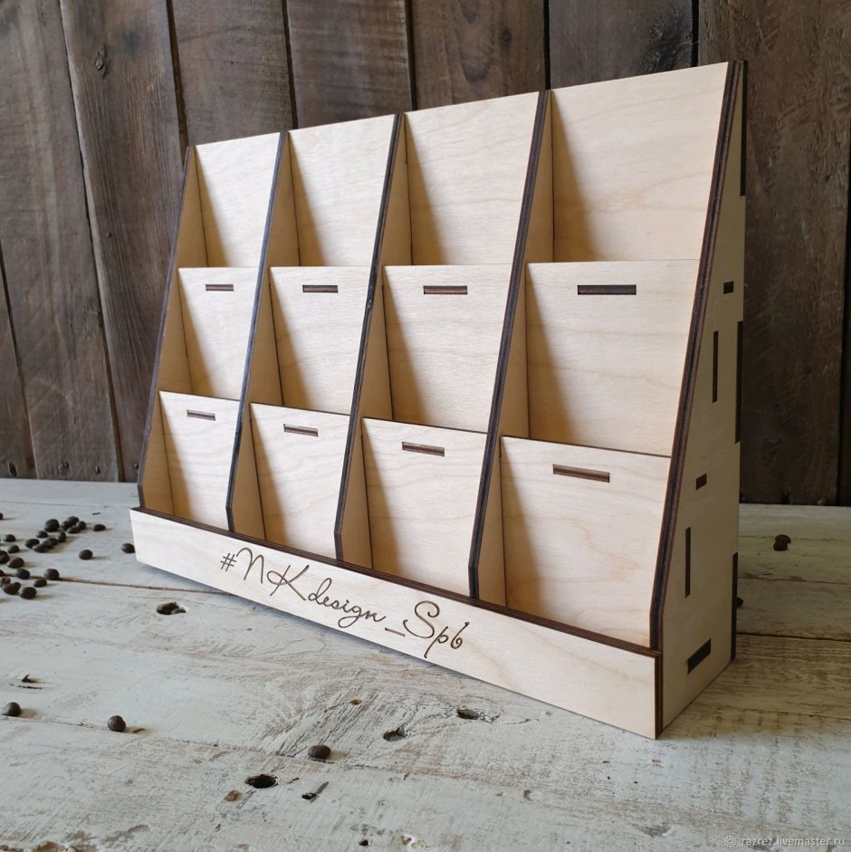 Стеллаж для открыток