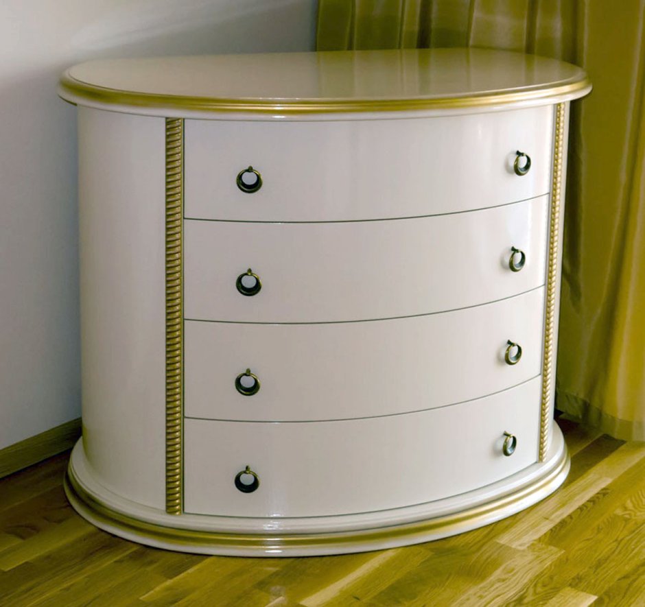 Овальный комод в спальню