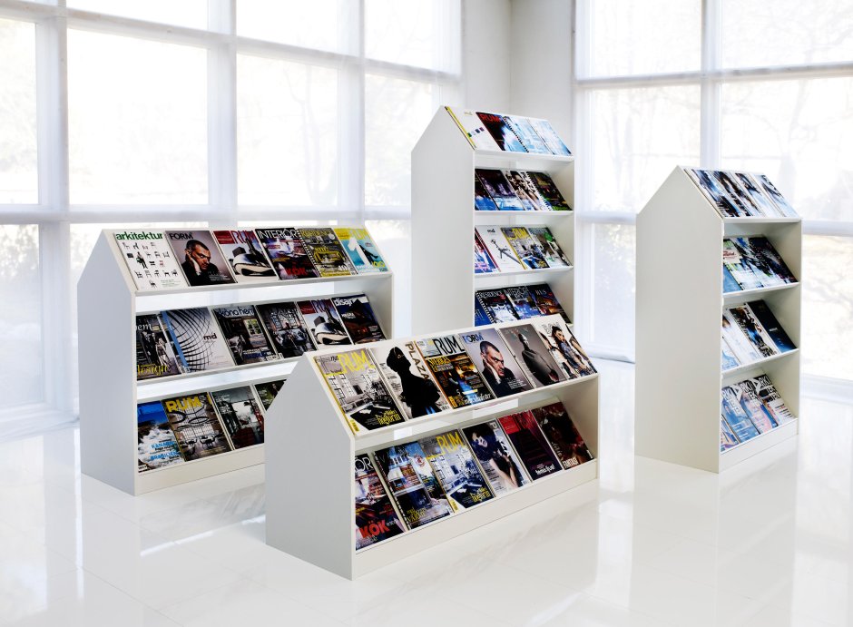 Декоративная полка в виде стеллажа