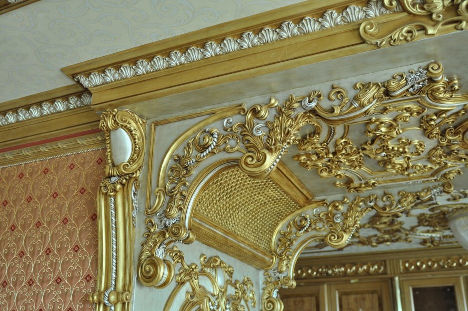 Потолочный карниз в стиле Барокко