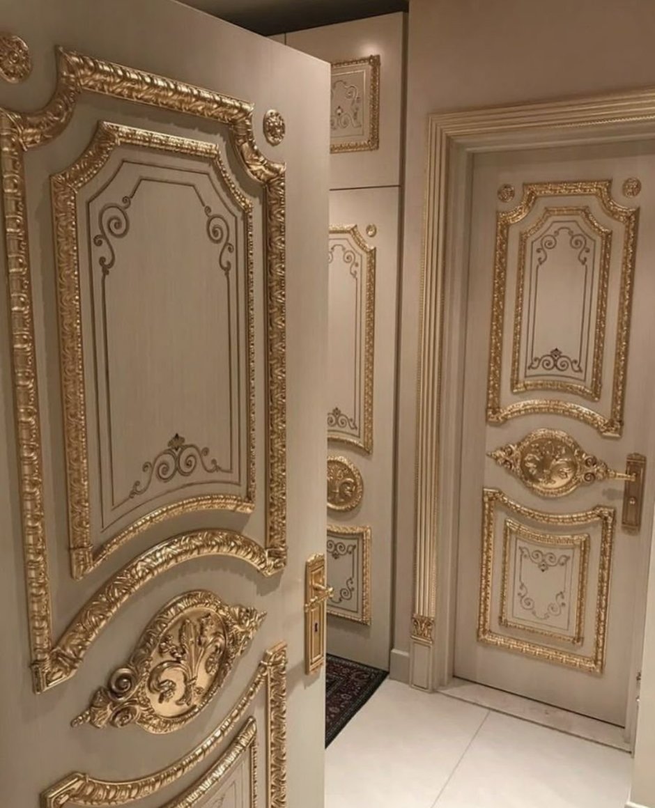Дворцовые двери в стиле Барокко