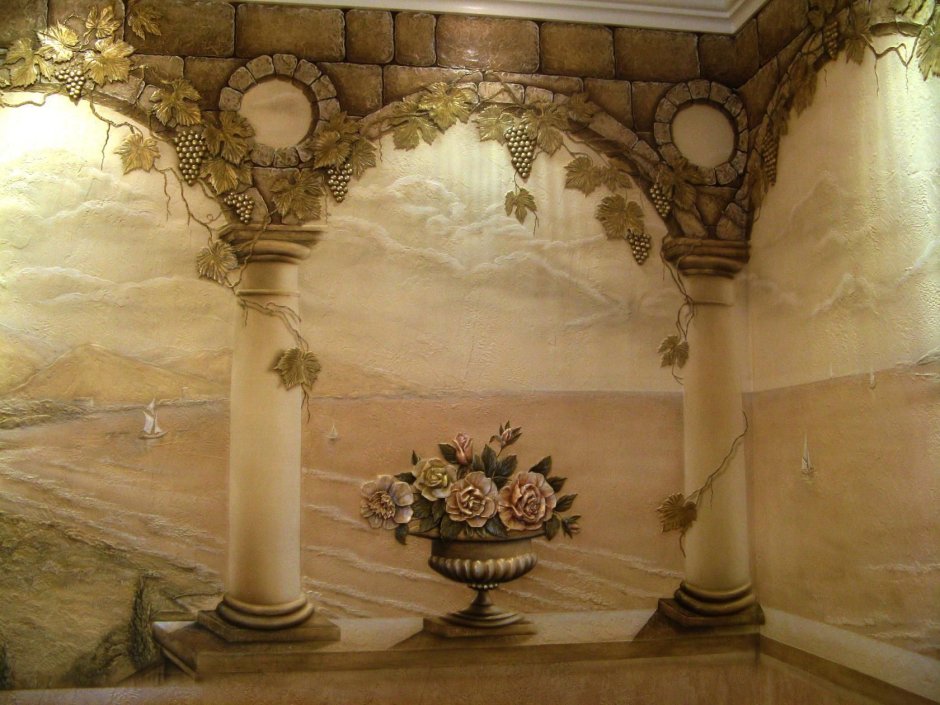 Барельеф колонны