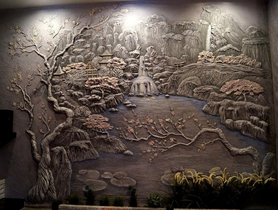 Горы из штукатурки на стене