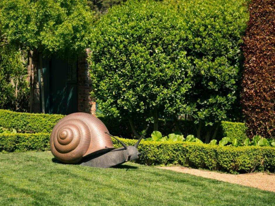 Садовая скульптура экостиль