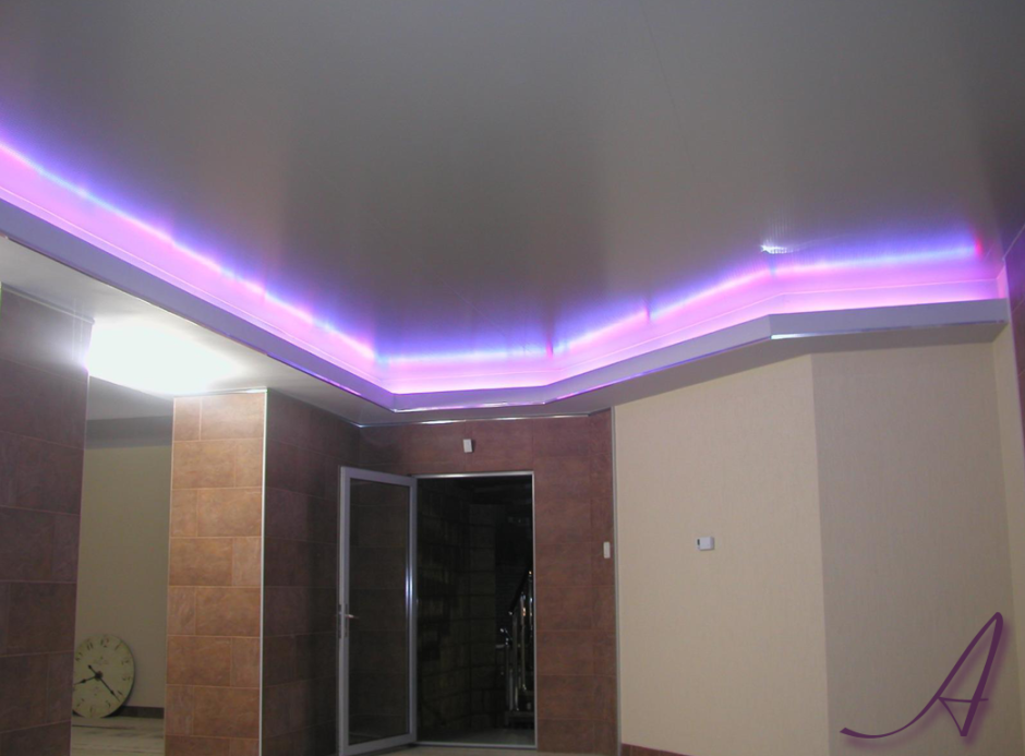 Двухуровневый потолок г образный