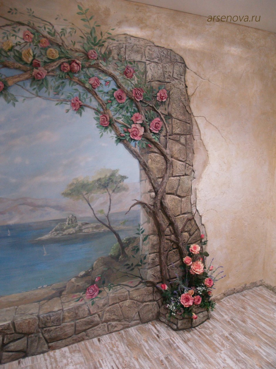 Дерево на стене из гипсовой штукатурки