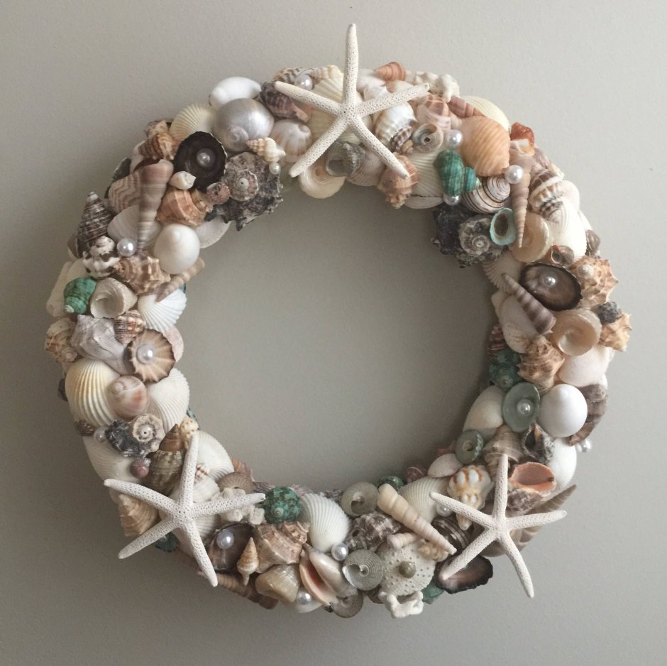 Орнамент из мелких ракушек на рождественской звезде картинки