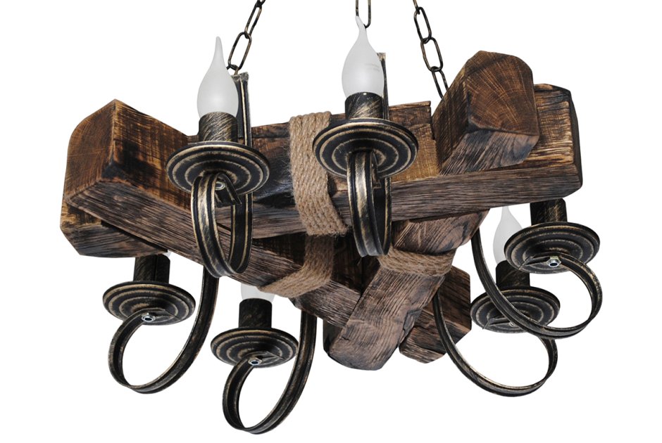 Люстра с деревянными элементами