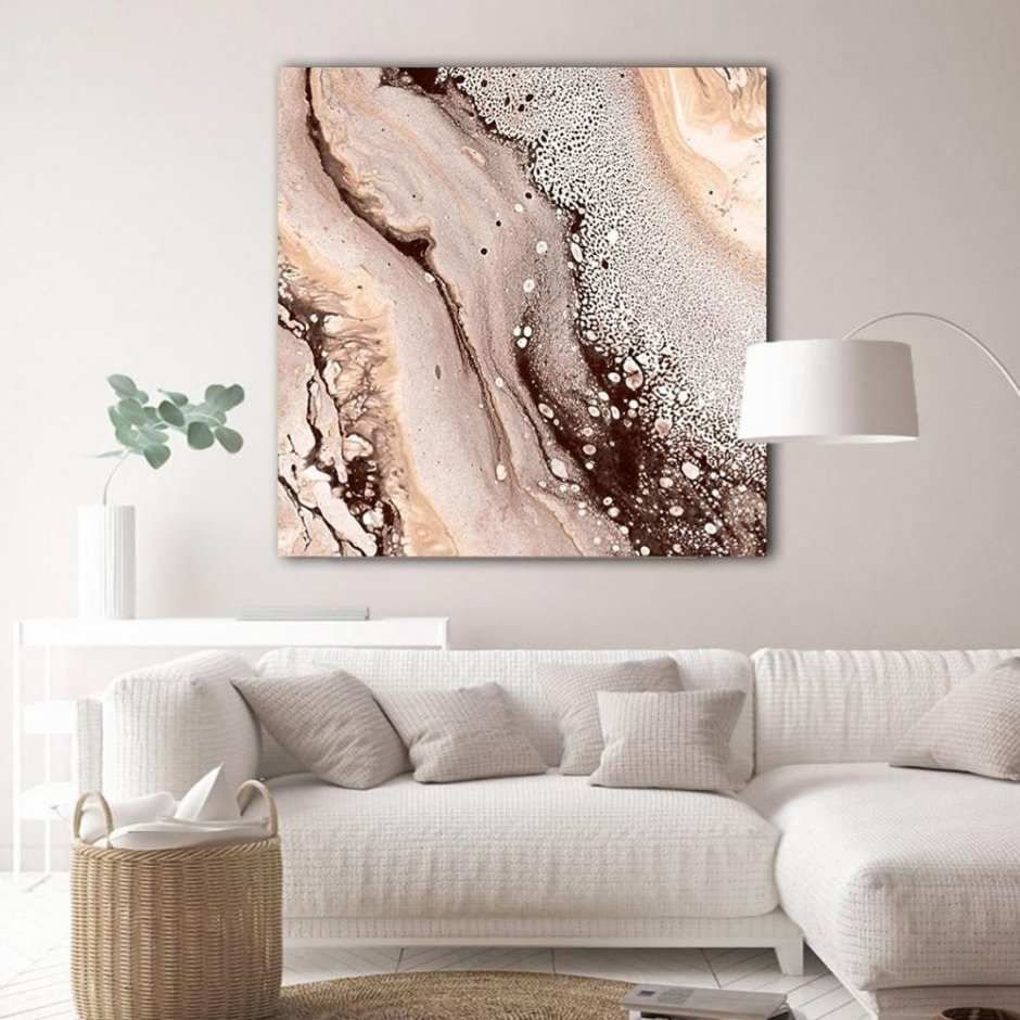 Картина в Светлом интерьере