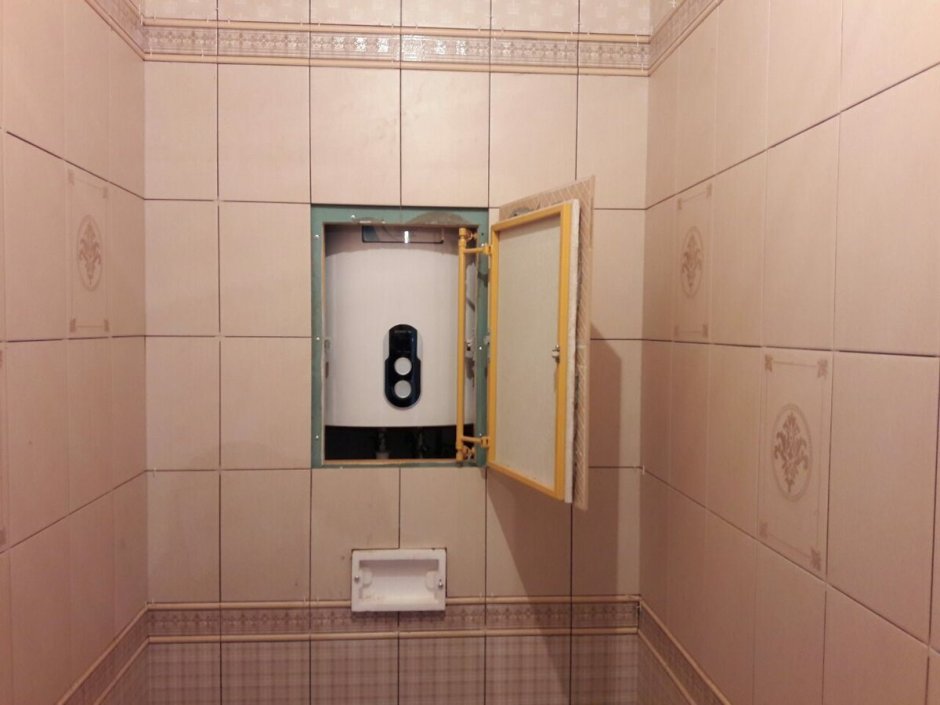 Люк в туалете под плитку