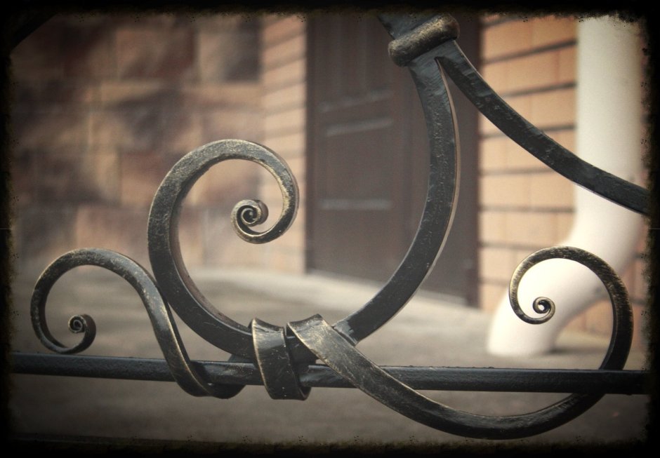 Старинная художественная ковка