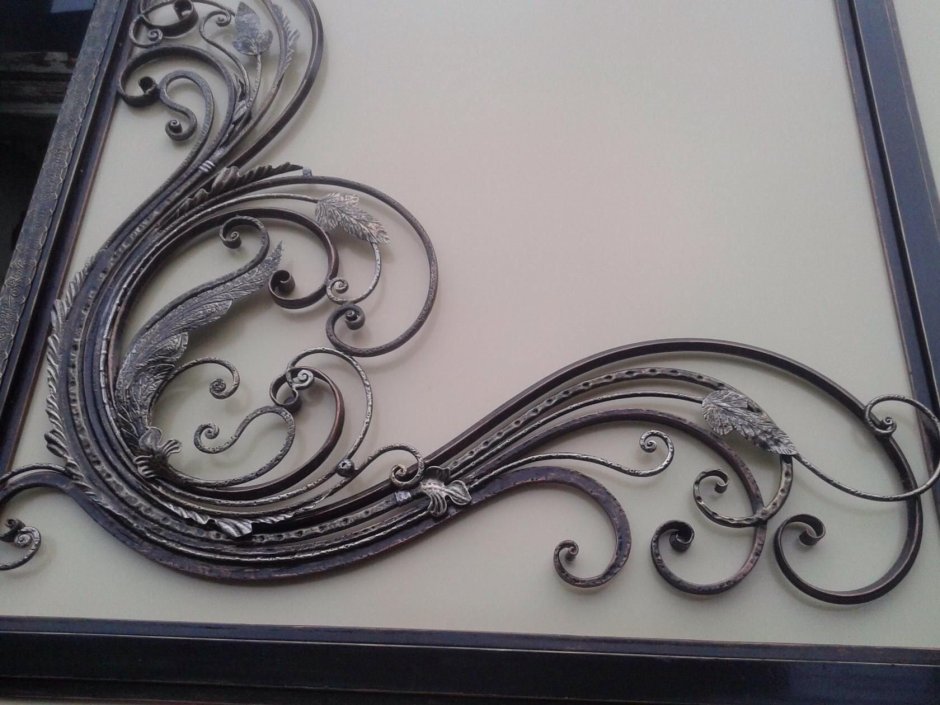 Узоры из полосы металла