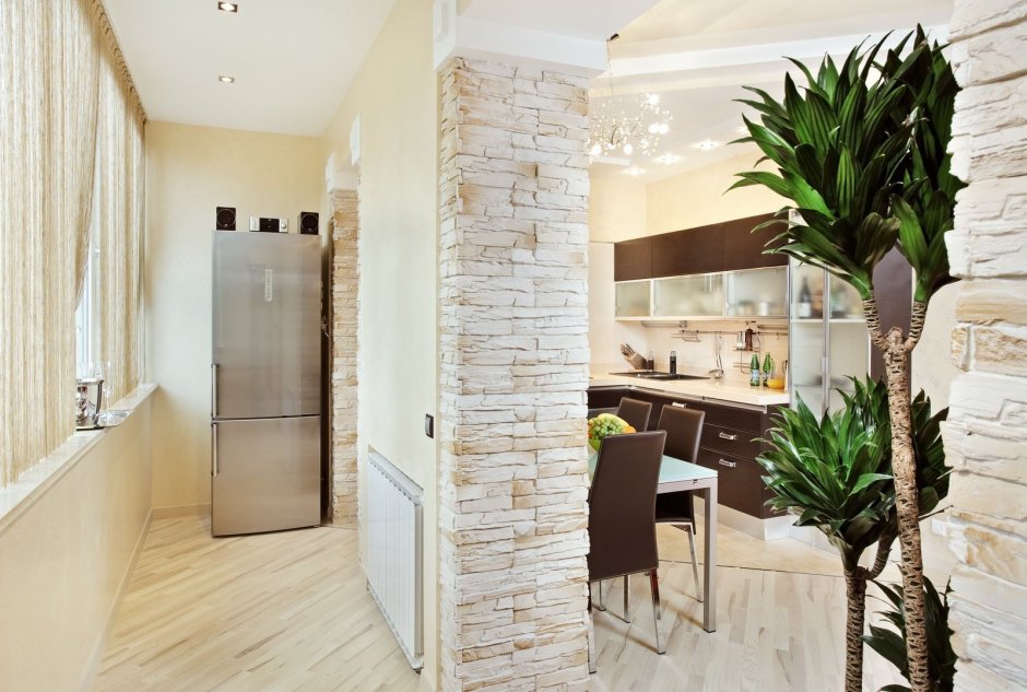 Отделка кухни с балконом