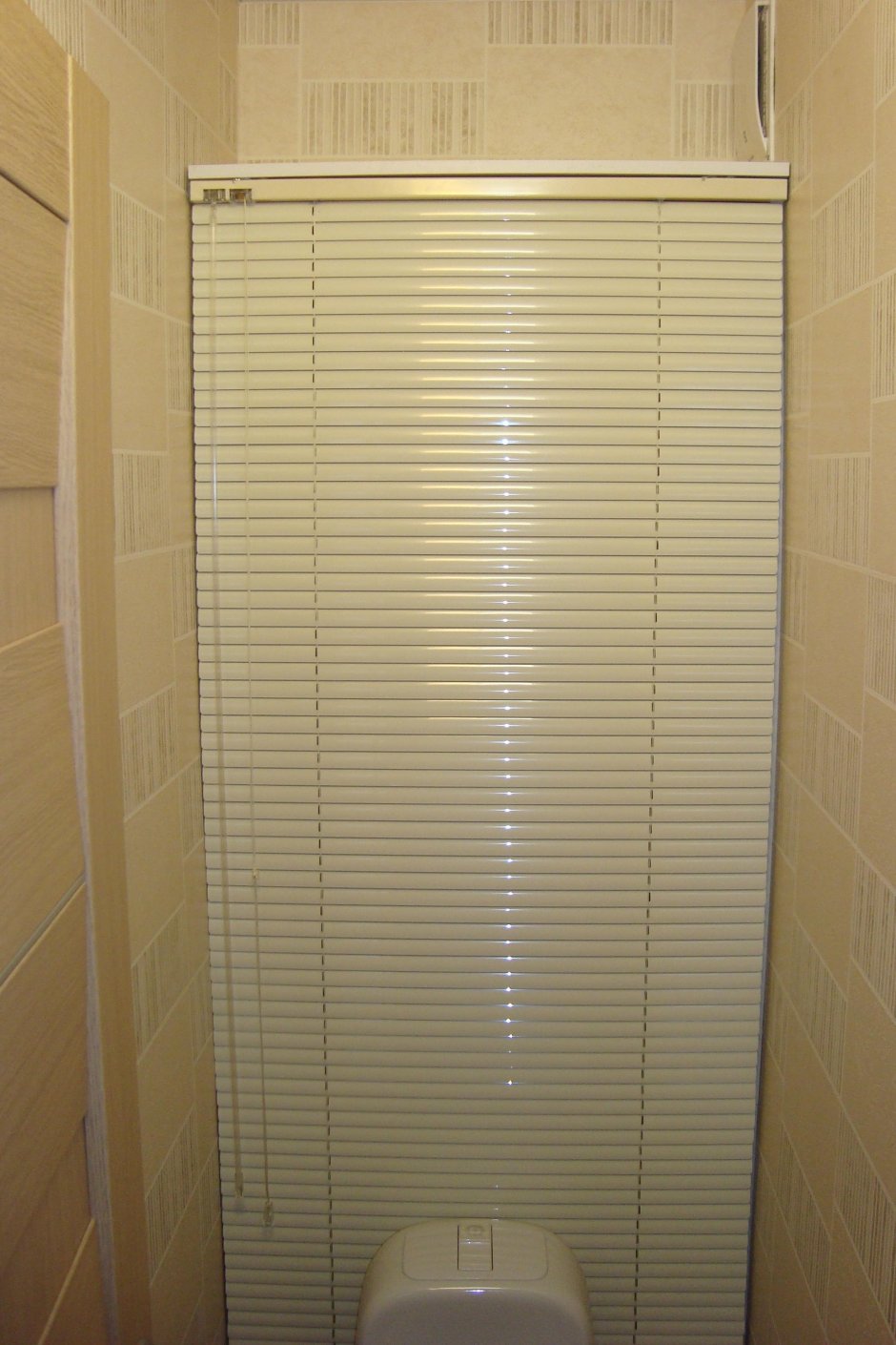 РОЛЬФ ставни для сантехнического шкафа в туалете