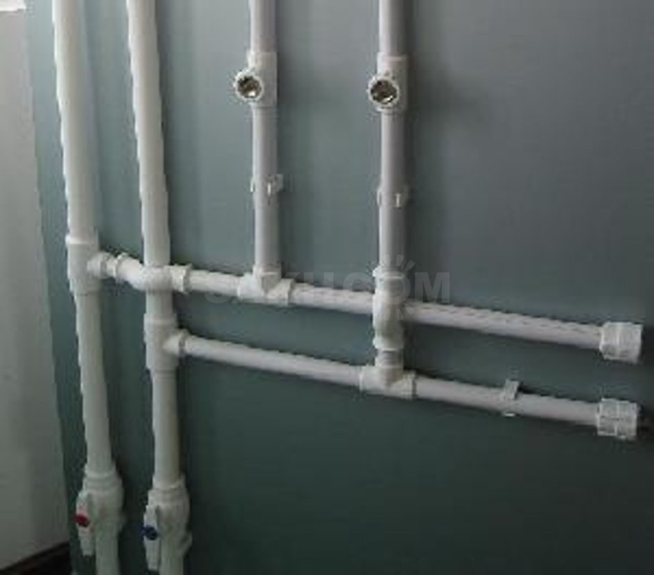 Декорирование труб отопления