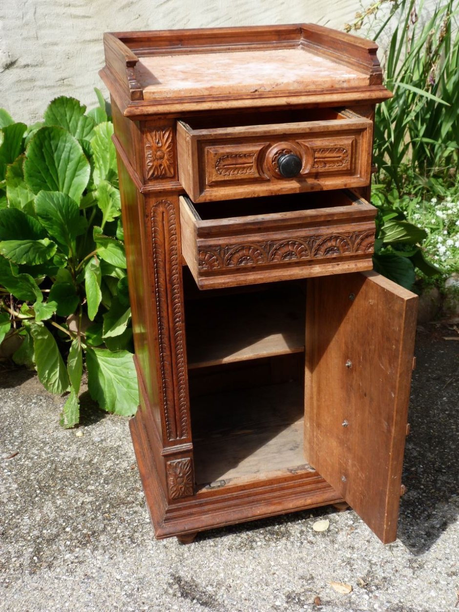 Антикварная мебель в стиле Прованс