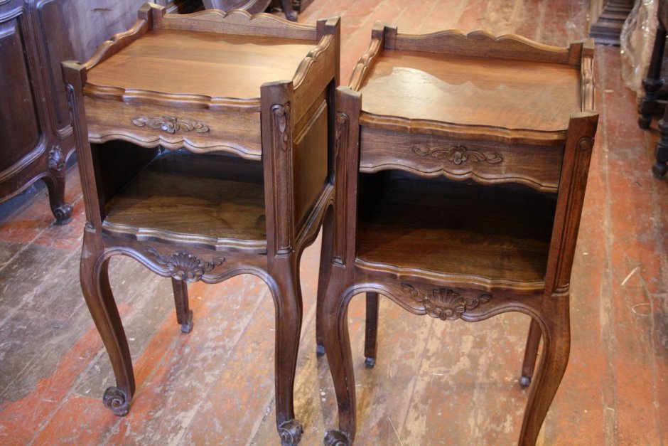 Тумба резная