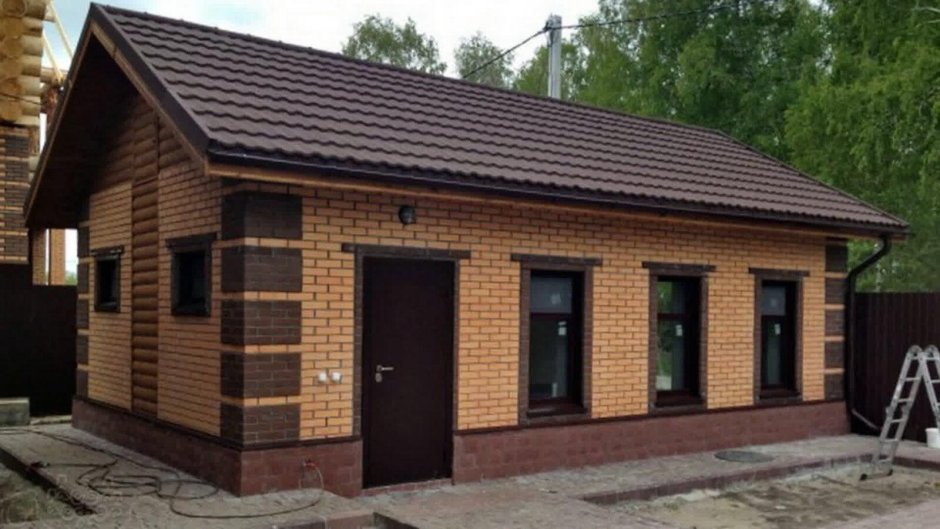 Красивые хозпостройки из кирпича