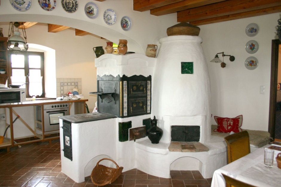 Деревенская печь в современном интерьере