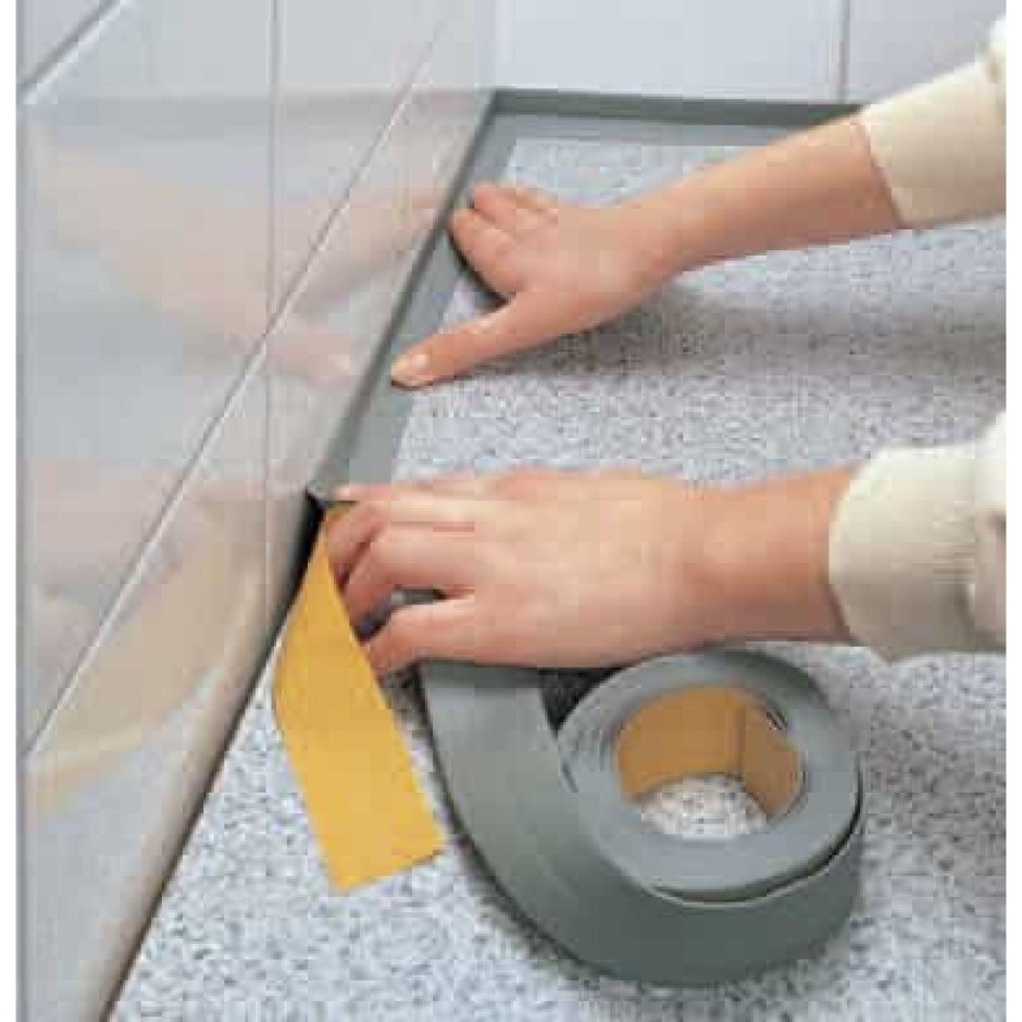 Линолеум в туалете на плитку