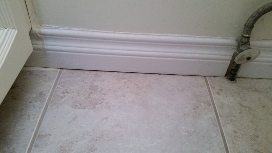 Душевой поддон из плитки под дерево