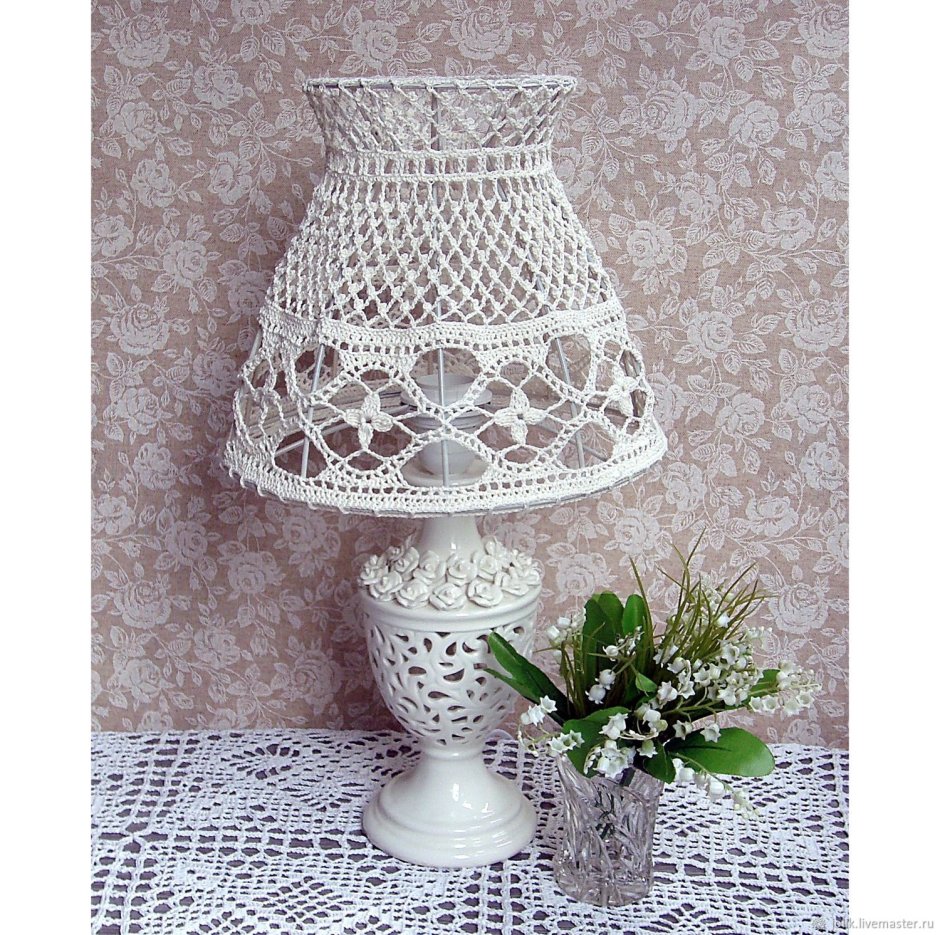 Абажур крючком для настольной лампы