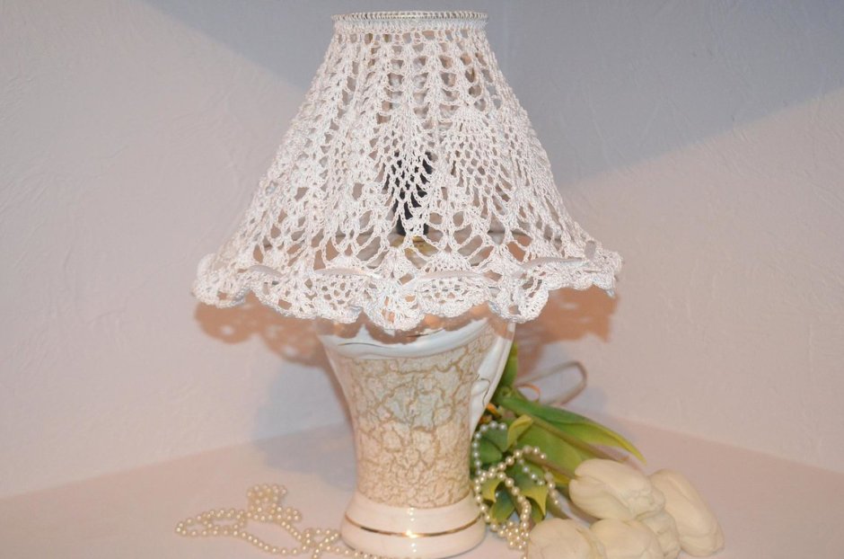 Вязаный абажур для торшера