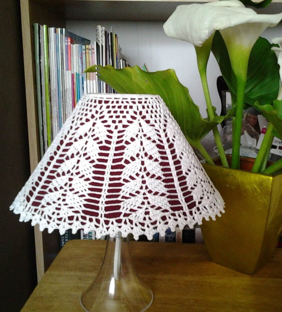 Вязаный абажур для торшера