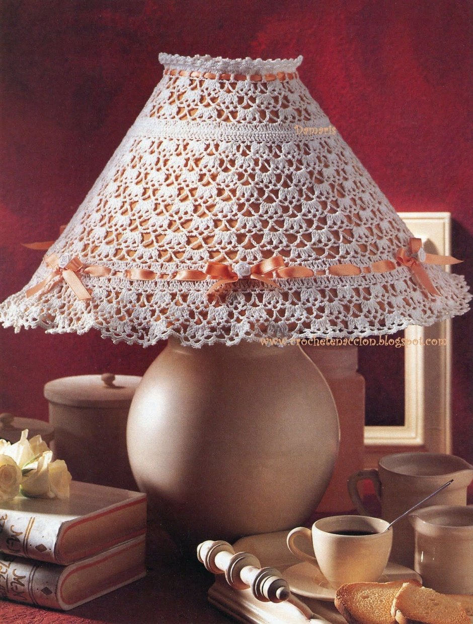 Вязаный абажур для торшера