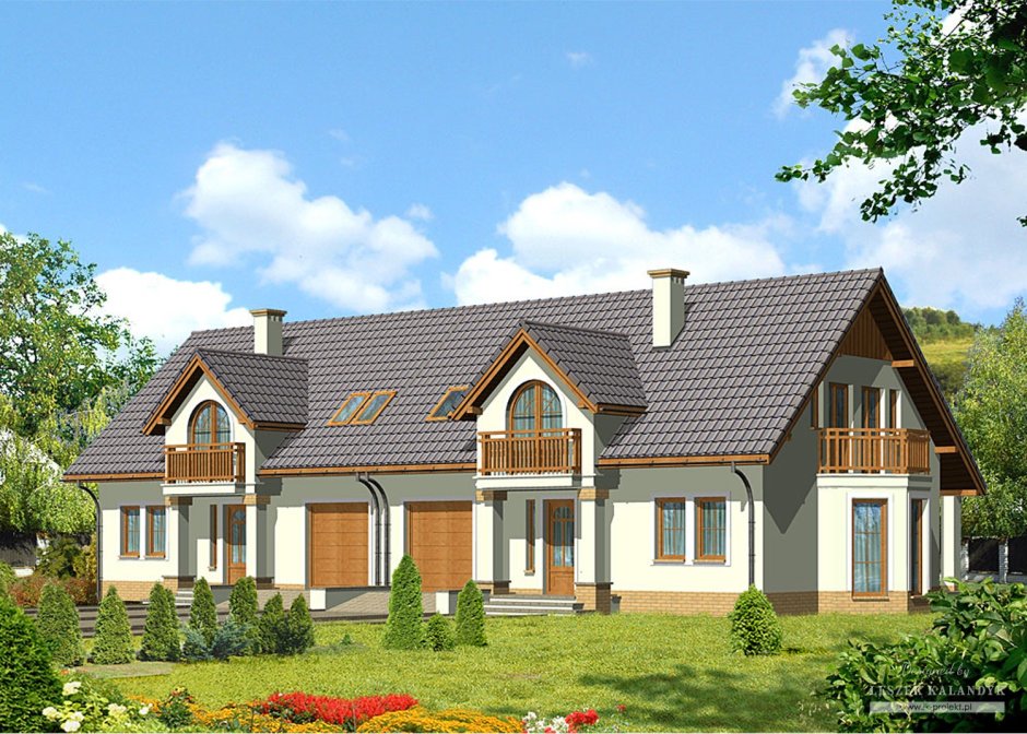 Дом на две семьи с мансардой