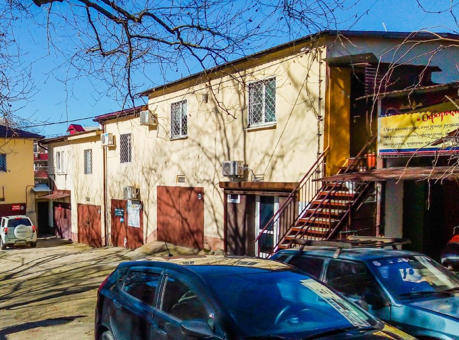 Кооперативный гараж в Сочи