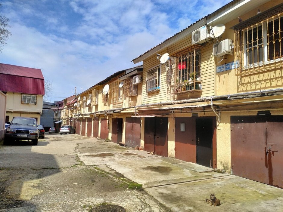 Девятиэтажный гараж в Сочи