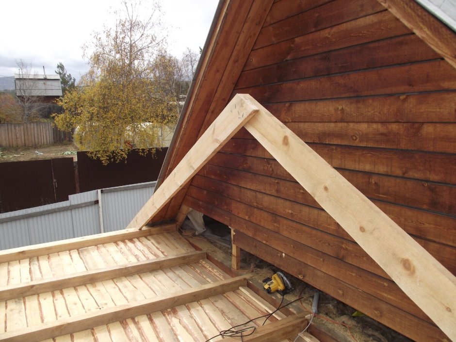 Стропильная система двускатной кровли