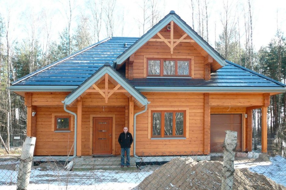 Дом из профилированного бруса с гаражом